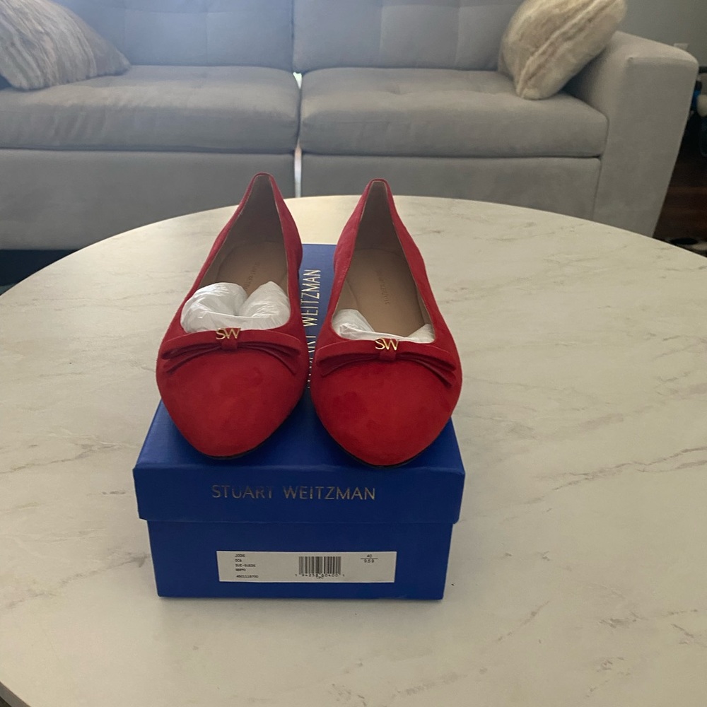 STUART WEITZMAN